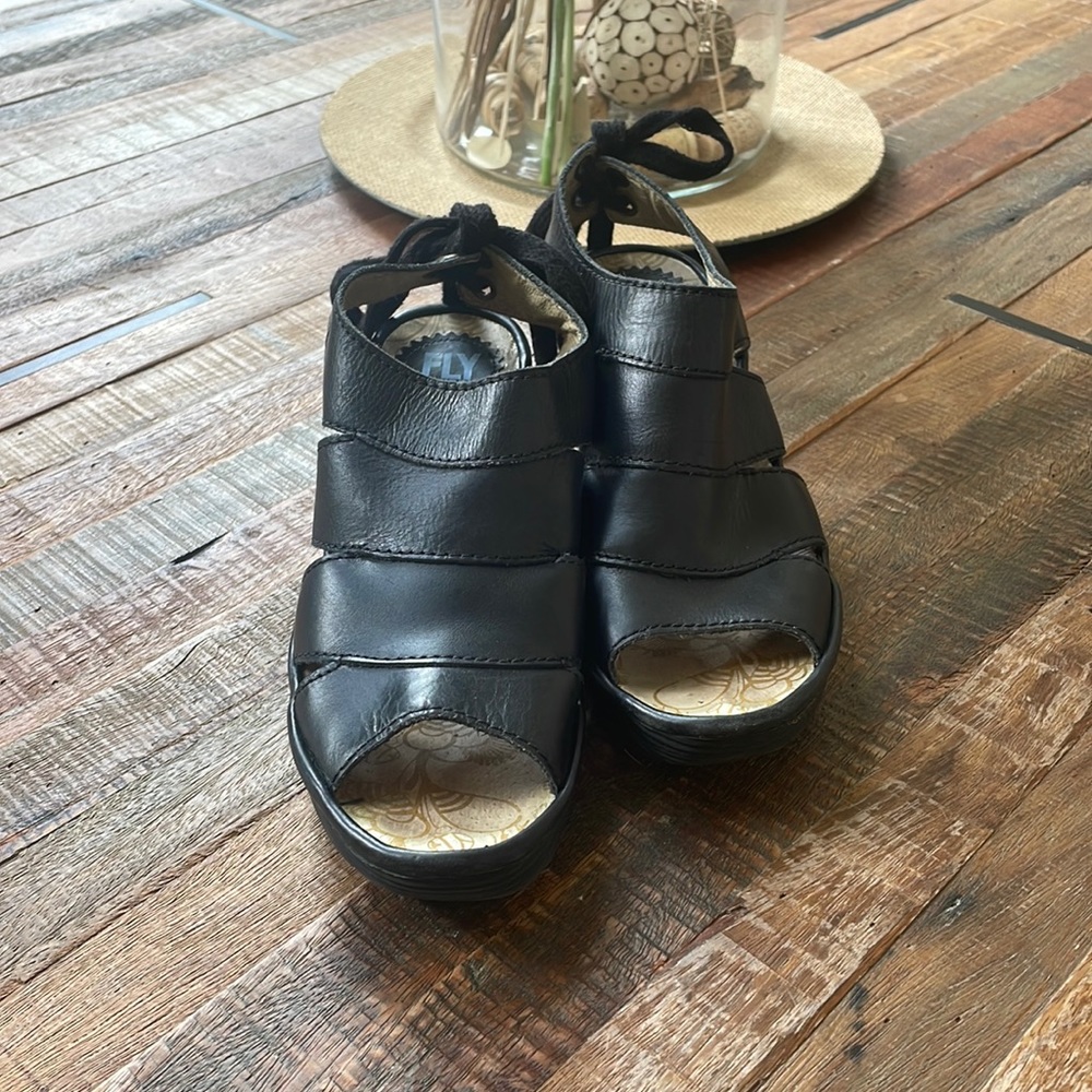 Black Fly London Sandals